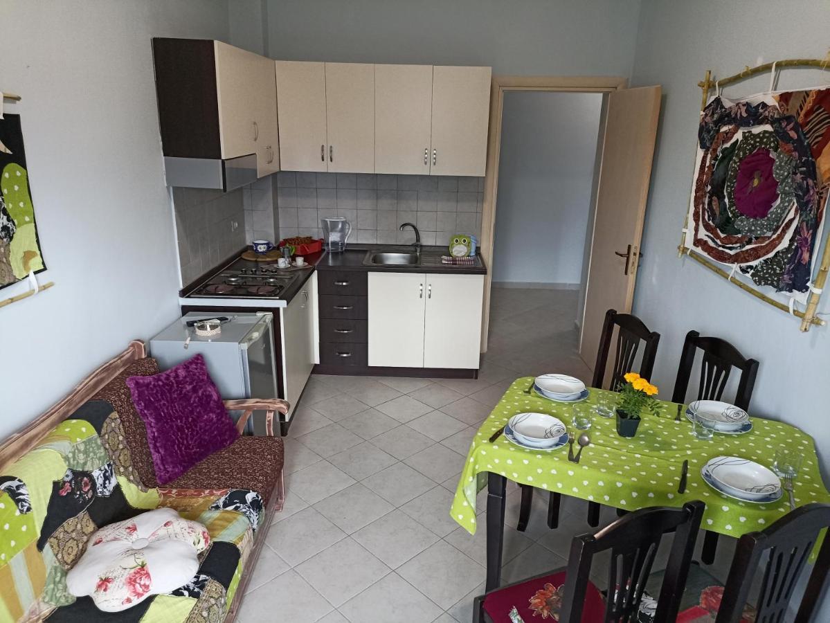 10 Apartmants Olimpia Mir Дуррес Экстерьер фото